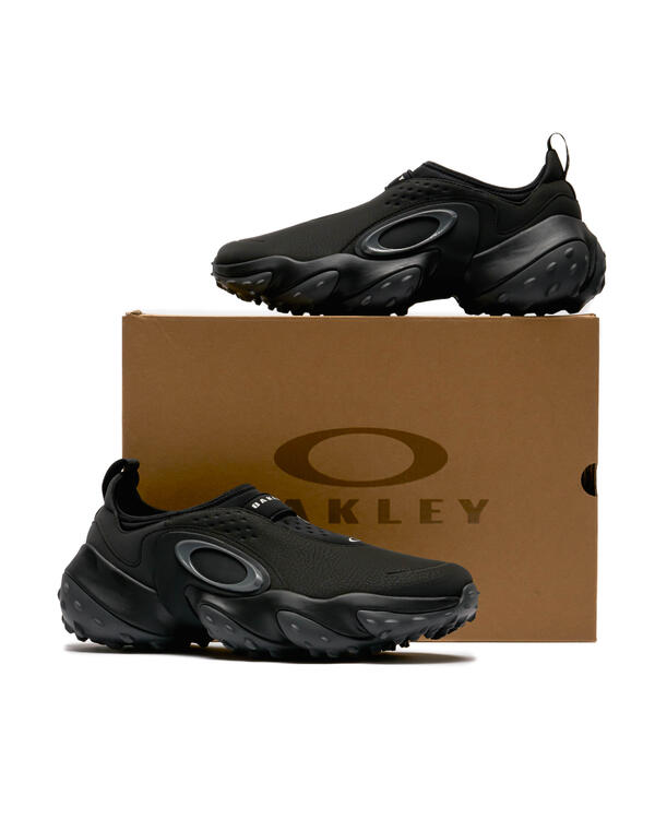 人気の春夏 お値下げ可能 Oakley Edge Icon Blackout US9 靴 - terma72.ru